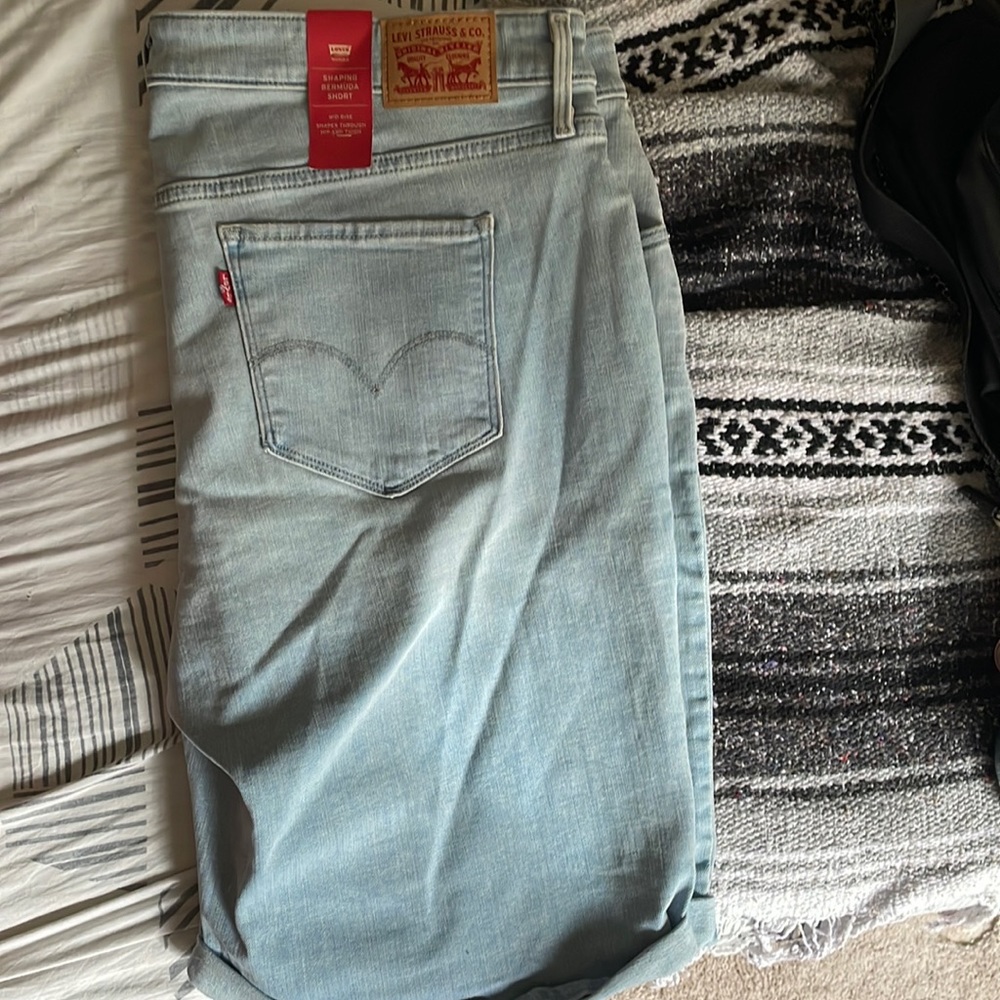 New Levi Brand Bermuda Shorts